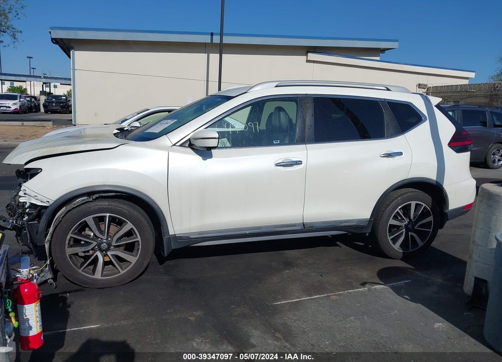 2019 NISSAN ROGUE SL VIN: 5N1AT2MT5KC831549
