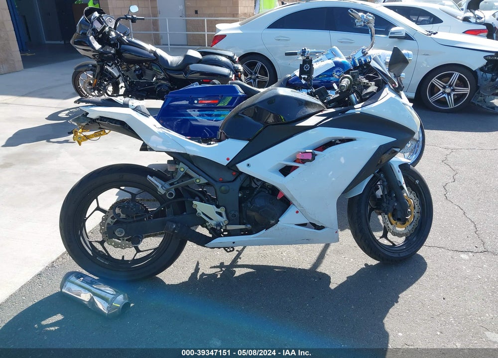 2016 KAWASAKI EX300 A VIN: JKAEX8A10GDA26914