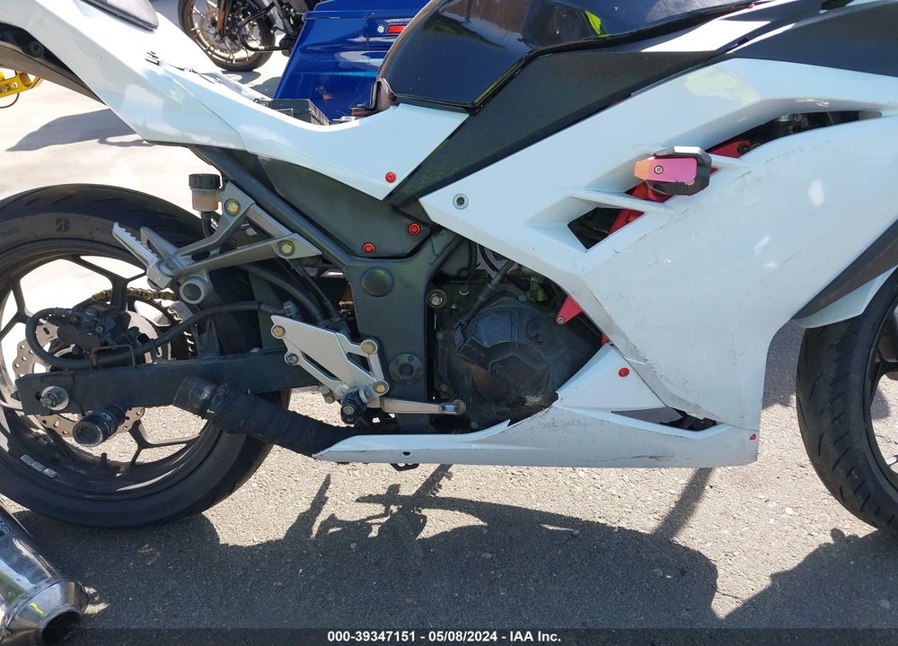 2016 KAWASAKI EX300 A VIN: JKAEX8A10GDA26914