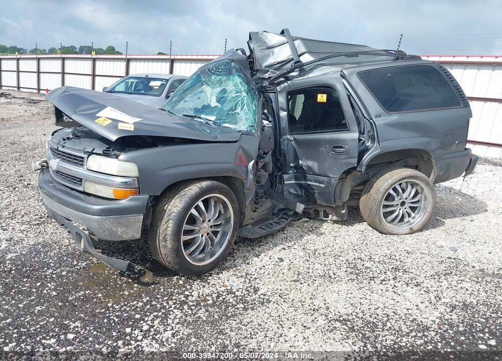 2001 CHEVROLET TAHOE LT VIN: 1GNEK13T31R133979