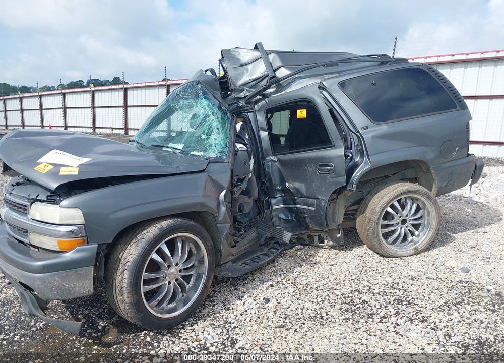2001 CHEVROLET TAHOE LT VIN: 1GNEK13T31R133979