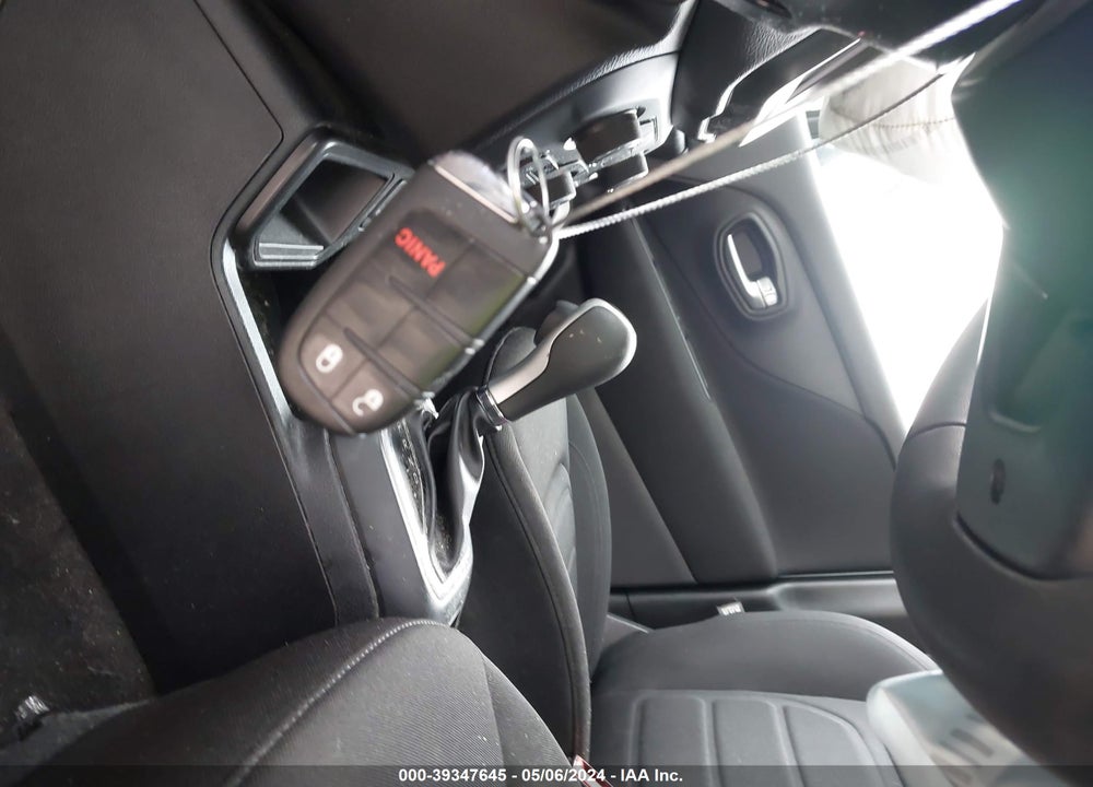 2019 JEEP RENEGADE LATITUDE FWD VIN: ZACNJABB2KPK59655