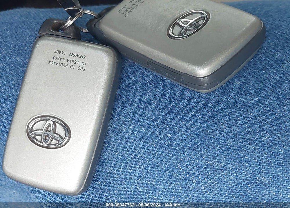 2013 TOYOTA 4RUNNER LIMITED VIN: JTEZU5JR5D5048782
