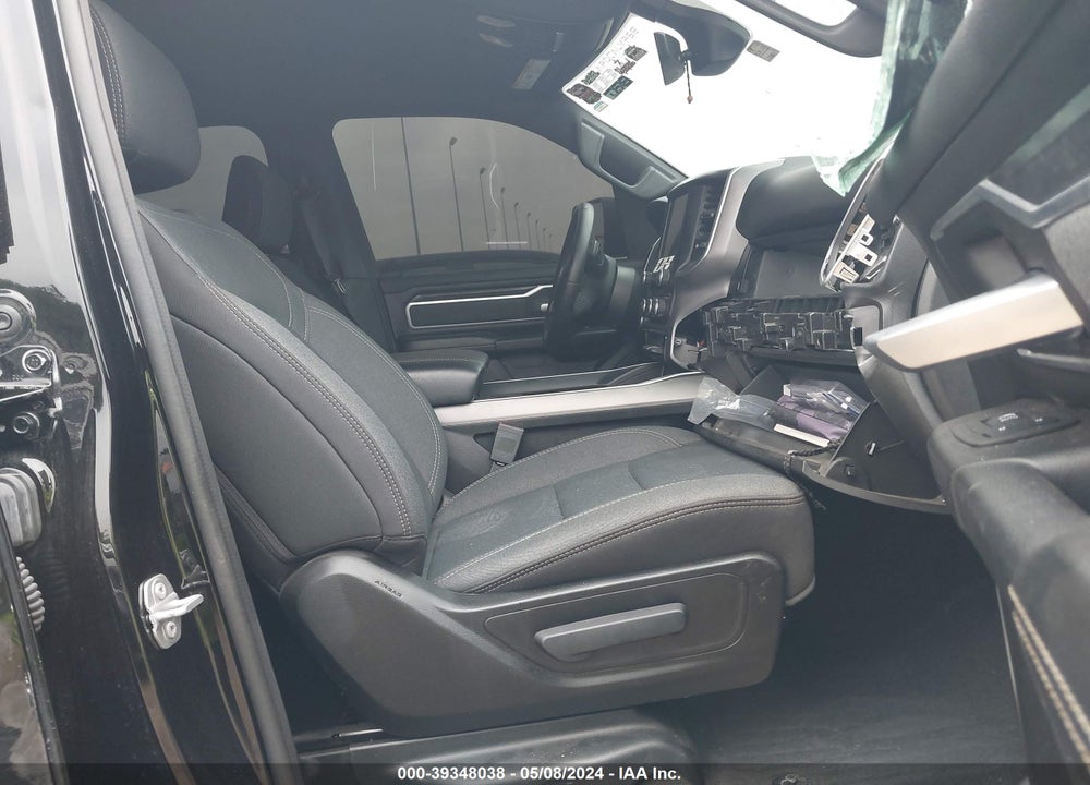 2022 RAM 1500 VIN: 1C6RREFT7NN398112