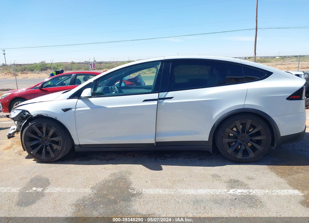 2022 TESLA MODEL X DUAL MOTOR ALL-WHEEL DRIVE/PLAID TRI MOTOR ALL-WHEEL DRIVE VIN: 7SAXCDE50NF341928
