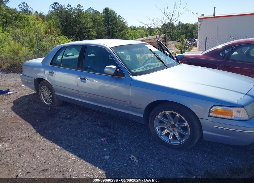 1998 FORD CROWN VICTORIA LX VIN: 2FAFP74W7WX188013