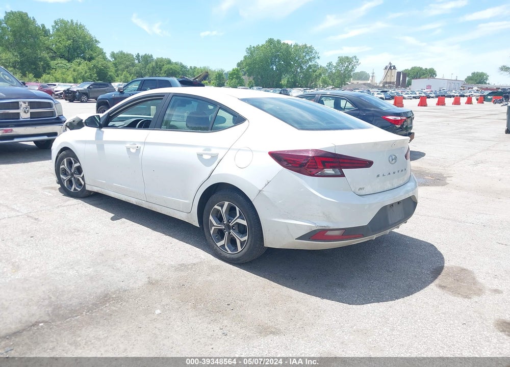 2019 HYUNDAI ELANTRA SE VIN: 5NPD74LF5KH463049