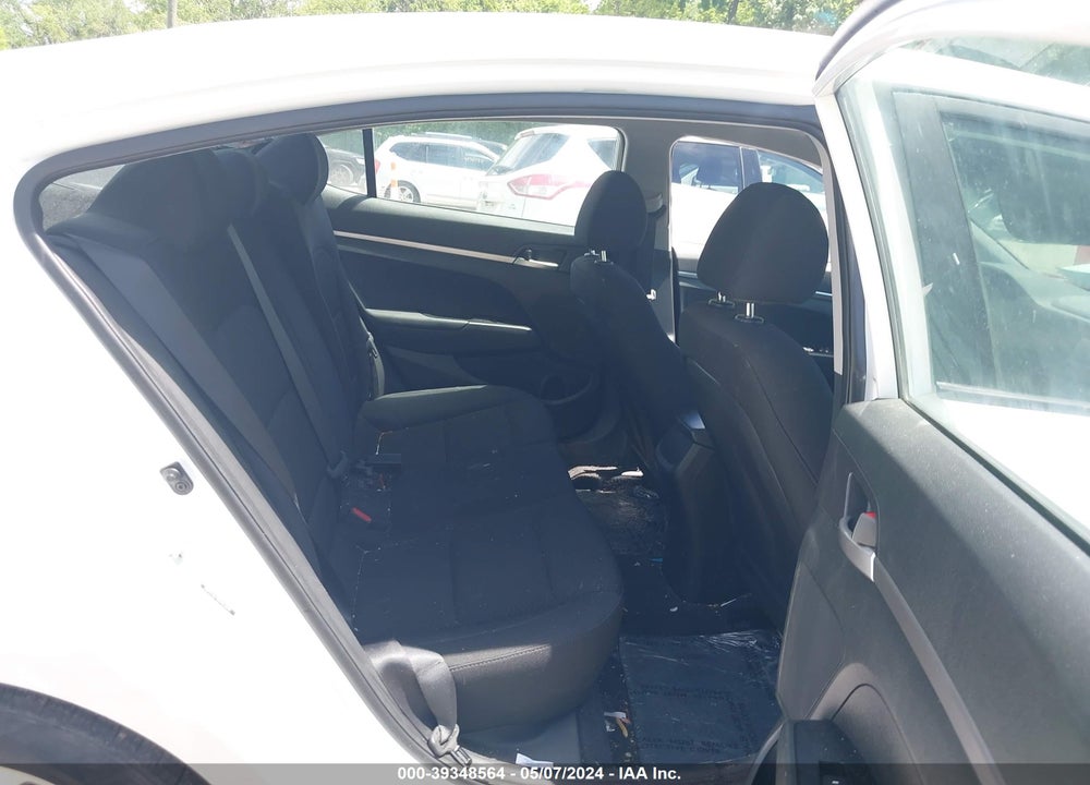 2019 HYUNDAI ELANTRA SE VIN: 5NPD74LF5KH463049