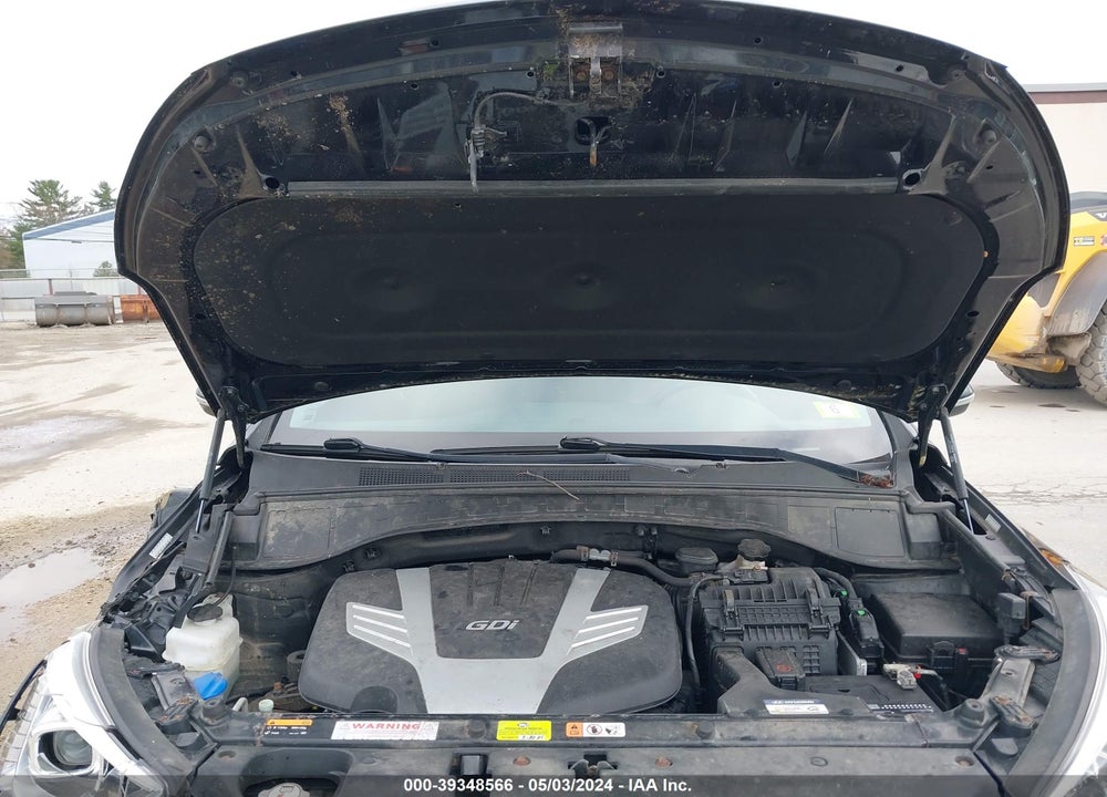 2016 HYUNDAI SANTA FE VIN: KM8SNDHF4GU136270
