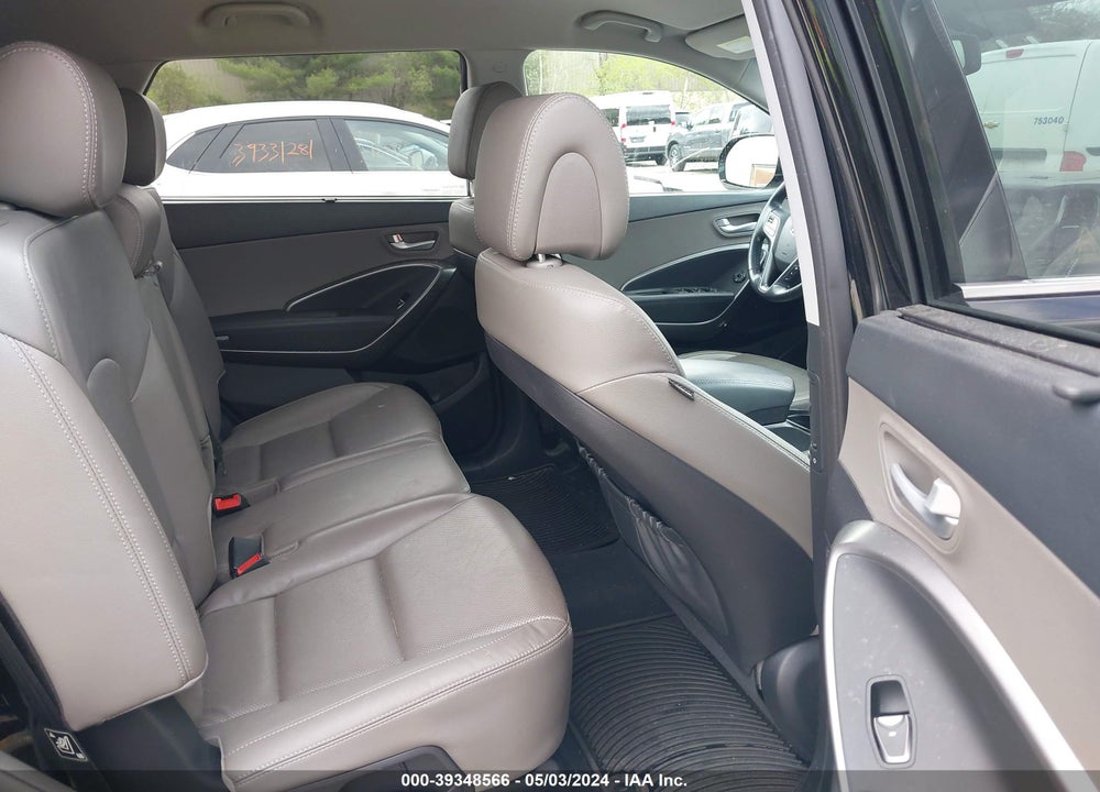 2016 HYUNDAI SANTA FE VIN: KM8SNDHF4GU136270