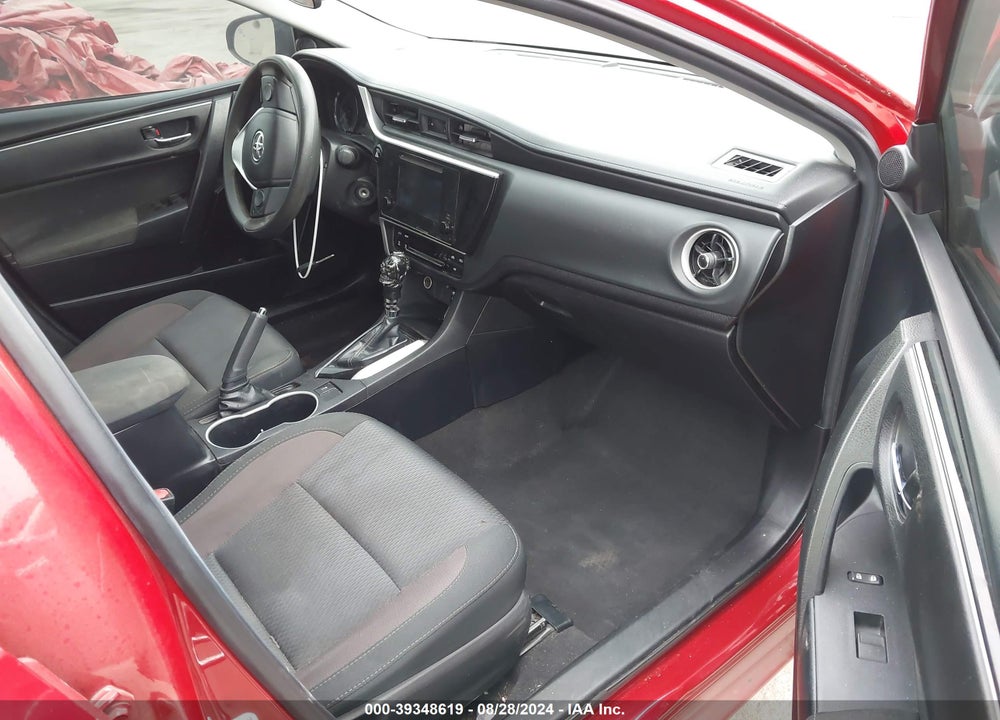 2019 TOYOTA COROLLA VIN: 2T1BURHE3KC233820