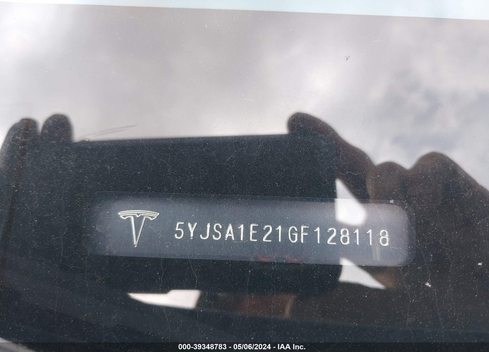 2016 TESLA MODEL S 60D/70D/75D/85D/90D VIN: 5YJSA1E21GF128118