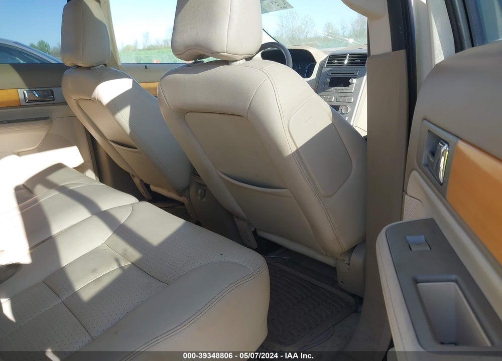 2007 LINCOLN MKX VIN: 2LMDU88C17BJ38657