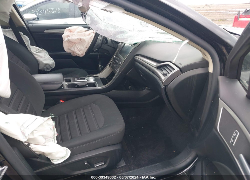 2020 FORD FUSION SE VIN: 3FA6P0T96LR163021