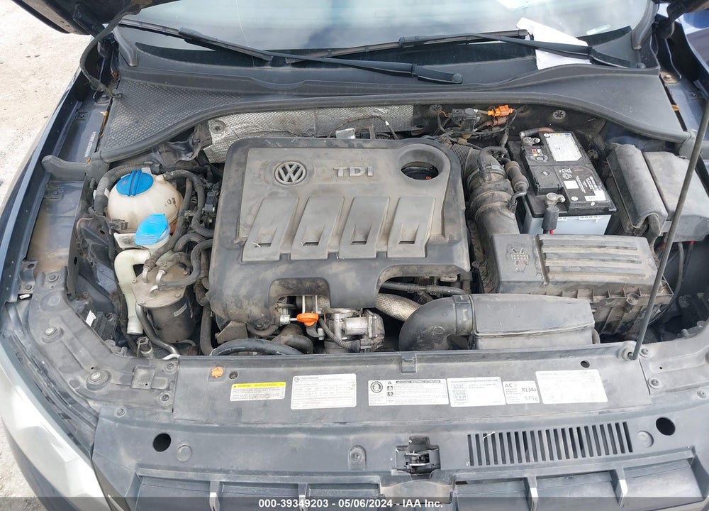 2013 VOLKSWAGEN PASSAT 2.0L TDI SE VIN: 1VWBN7A37DC096450