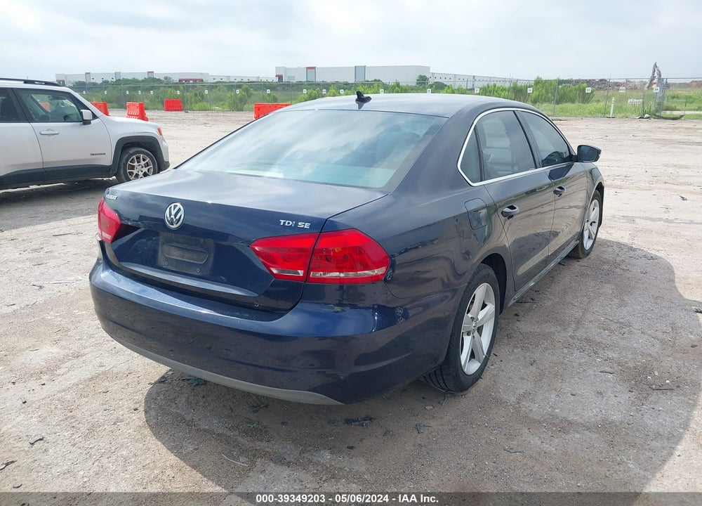 2013 VOLKSWAGEN PASSAT 2.0L TDI SE VIN: 1VWBN7A37DC096450