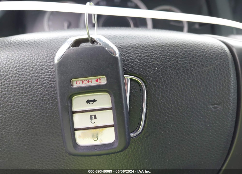 2015 HONDA ACCORD EX-L VIN: 1HGCR2F81FA163336