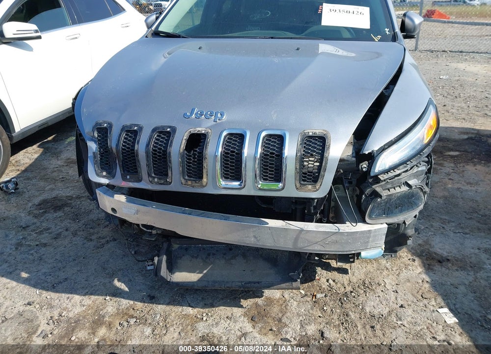 2017 JEEP CHEROKEE LATITUDE FWD VIN: 1C4PJLCS7HW507903