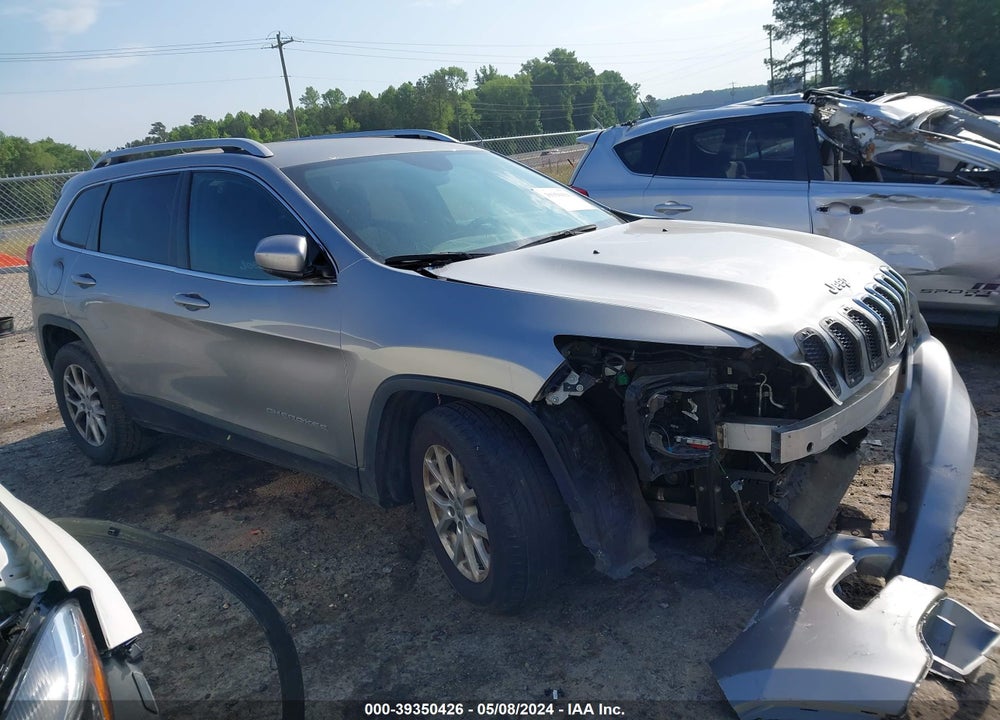 2017 JEEP CHEROKEE LATITUDE FWD VIN: 1C4PJLCS7HW507903