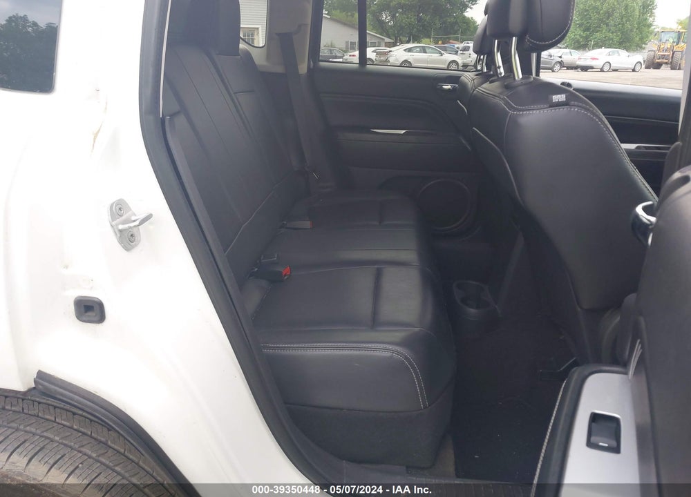 2014 JEEP COMPASS LIMITED VIN: 1C4NJCCB9ED520263
