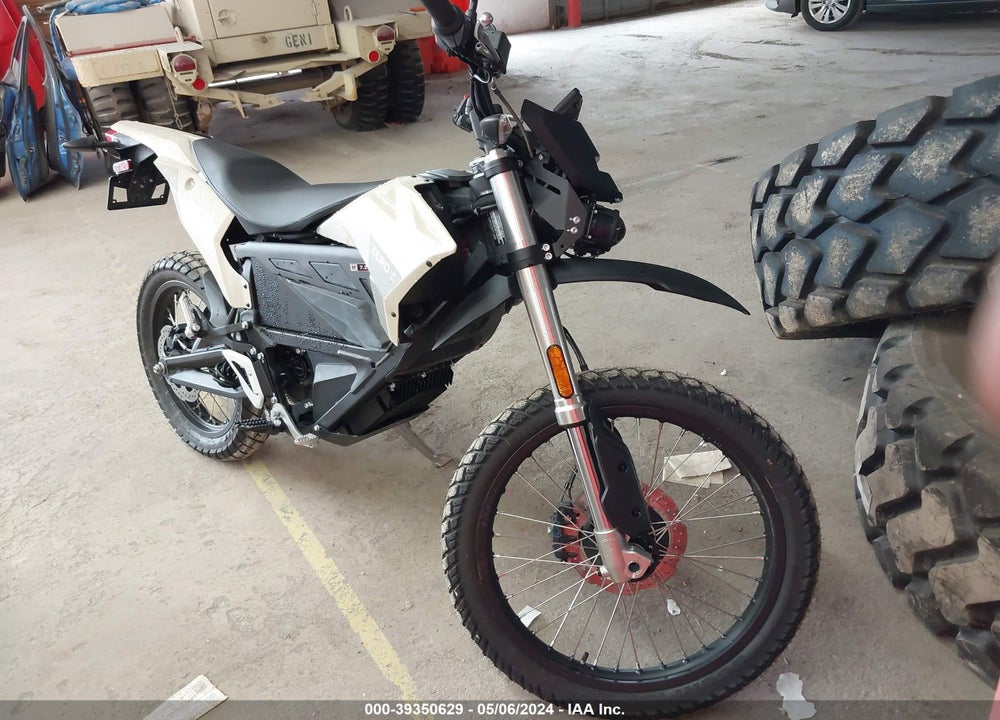 2022 ZERO MOTORCYCLES INC FX VIN: 538XXDZ45NCC18880