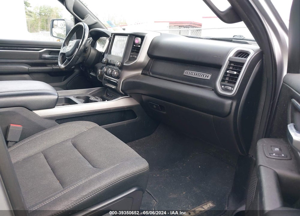 2019 RAM 1500 BIG HORN/LONE STAR QUAD CAB 4X4 6'4 BOX VIN: 1C6SRFBT4KN761572