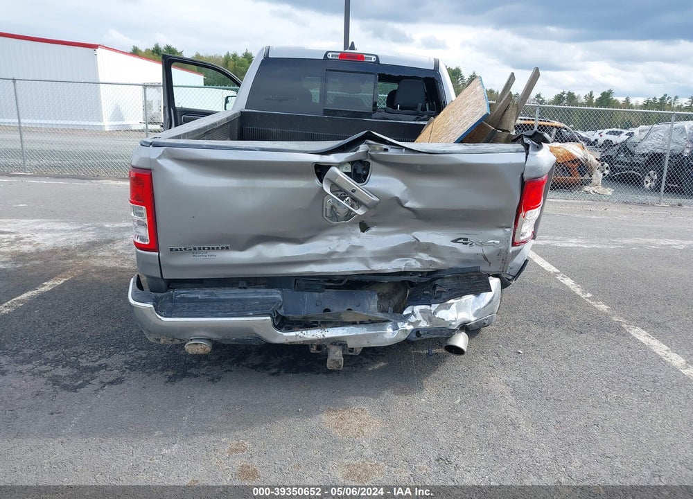 2019 RAM 1500 BIG HORN/LONE STAR QUAD CAB 4X4 6'4 BOX VIN: 1C6SRFBT4KN761572