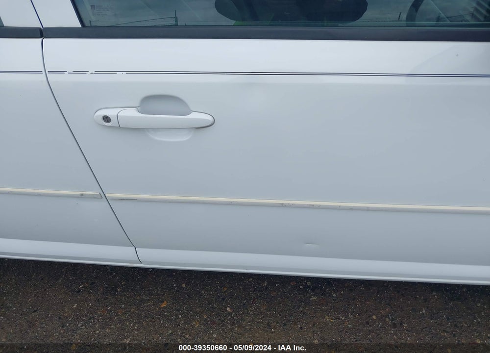 2009 CHEVROLET COBALT VIN: 1G1AS58H497123531