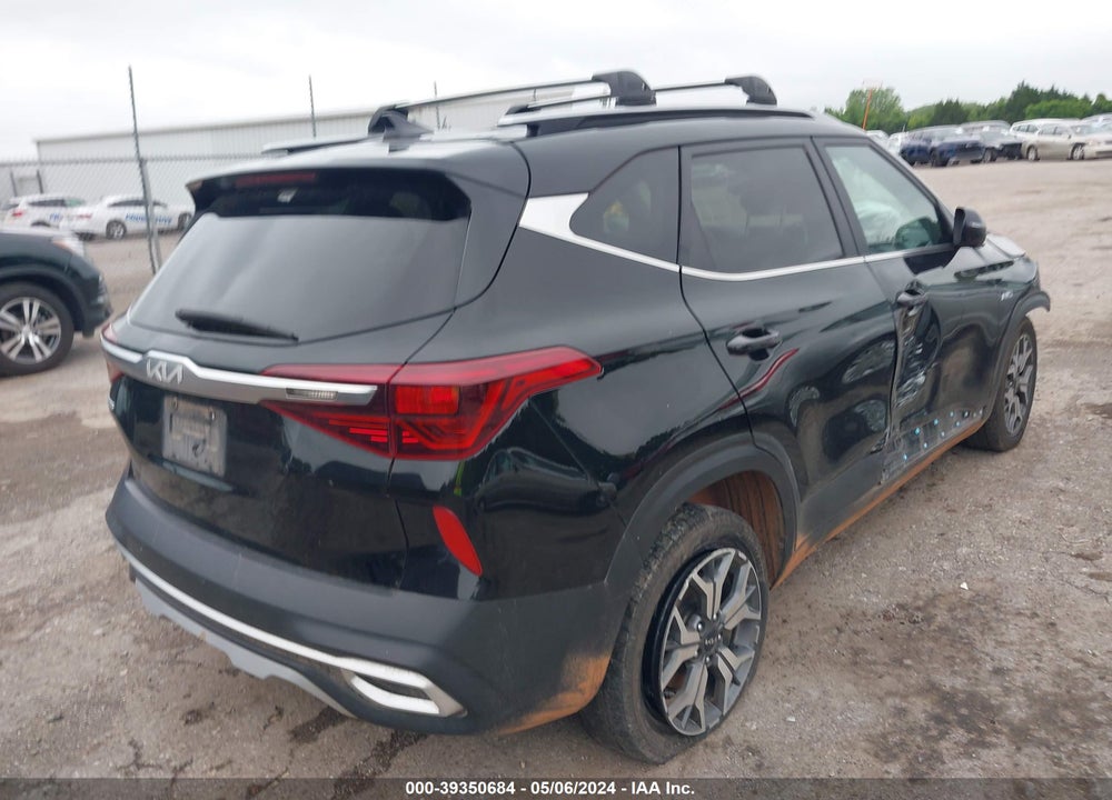 2022 KIA SELTOS EX VIN: KNDERCAA2N7302084