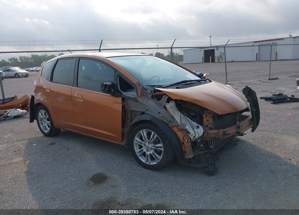 2009 HONDA FIT SPORT VIN: JHMGE88479S013026