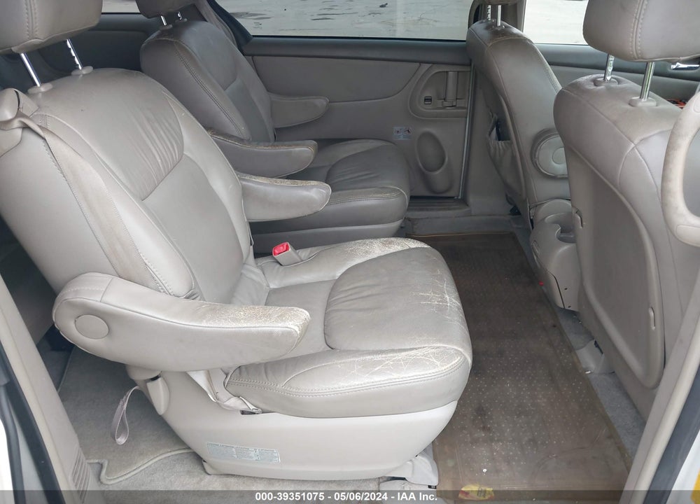 2007 TOYOTA SIENNA XLE VIN: 5TDZK22C77S089156