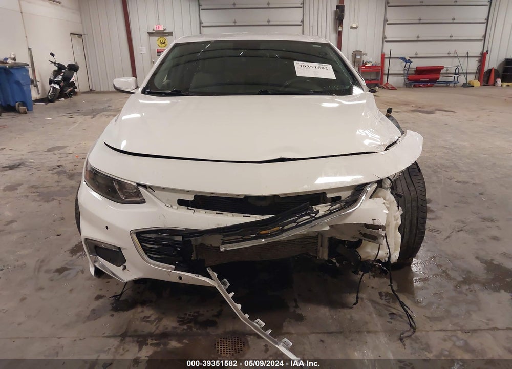 2018 CHEVROLET MALIBU LT VIN: 1G1ZD5ST2JF222563