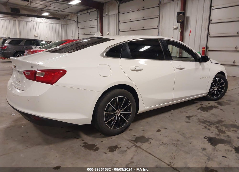 2018 CHEVROLET MALIBU LT VIN: 1G1ZD5ST2JF222563
