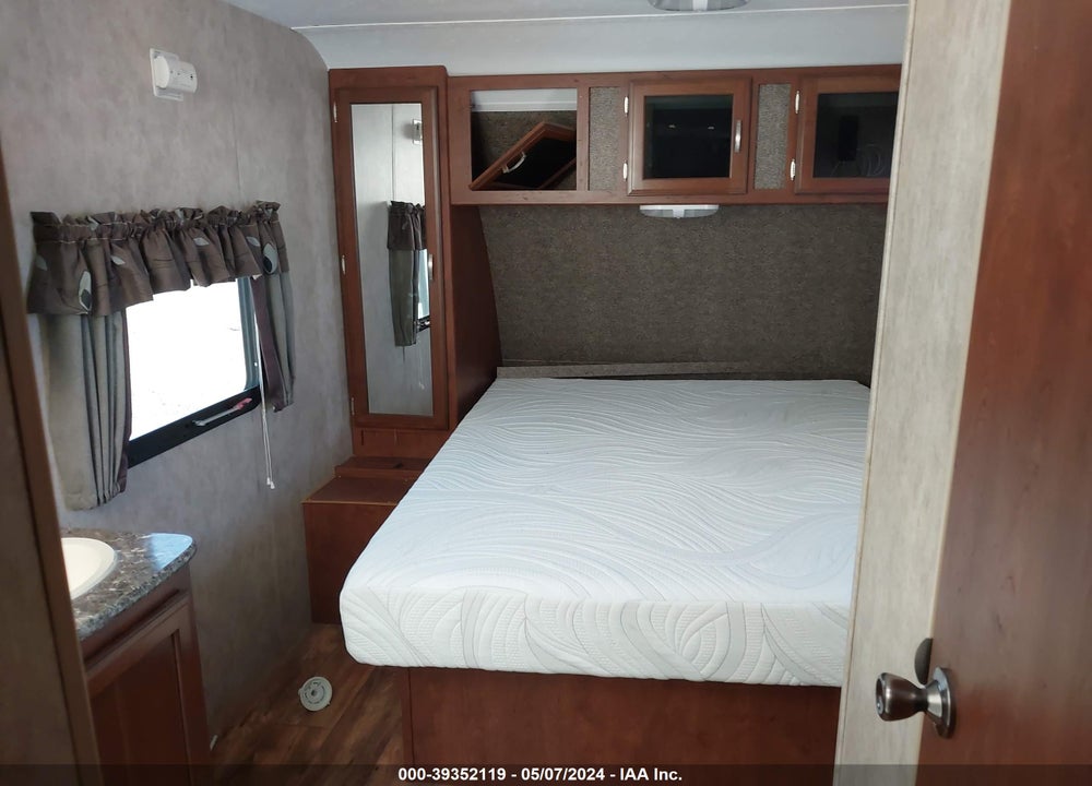 2015 KEYSTONE RV PASSPORT GRAND TO VIN: 4YDT24522FX413561