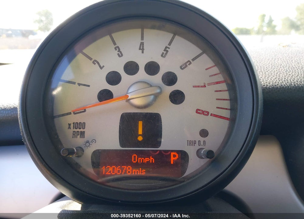2012 MINI COOPER VIN: WMWSU3C5XCT261349