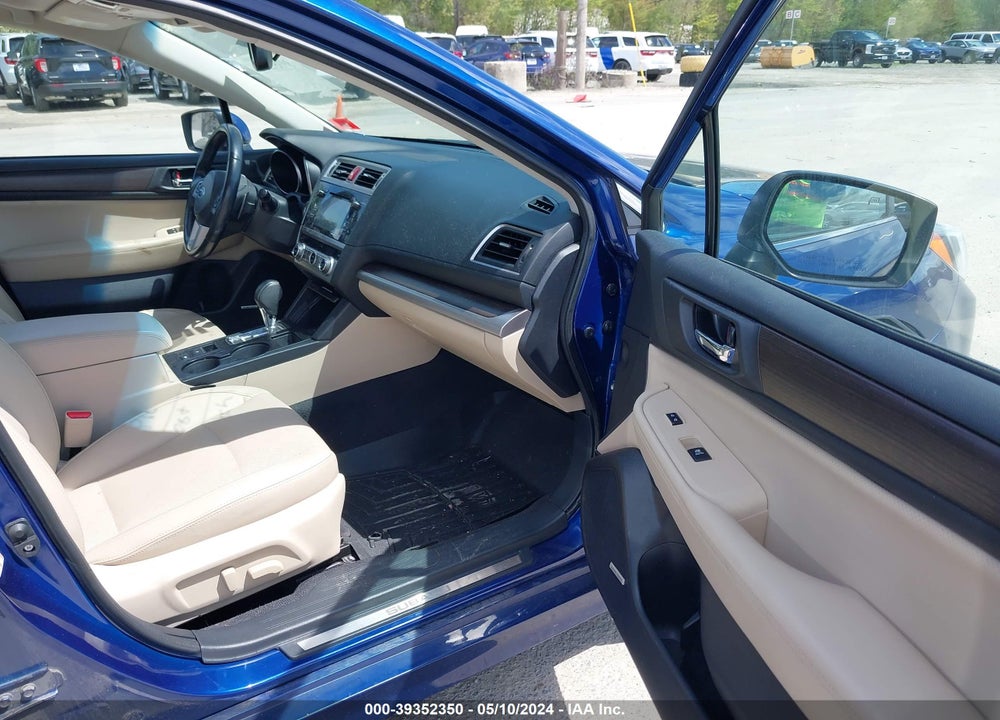 2016 SUBARU LEGACY 2.5I LIMITED VIN: 4S3BNAN63G3026825