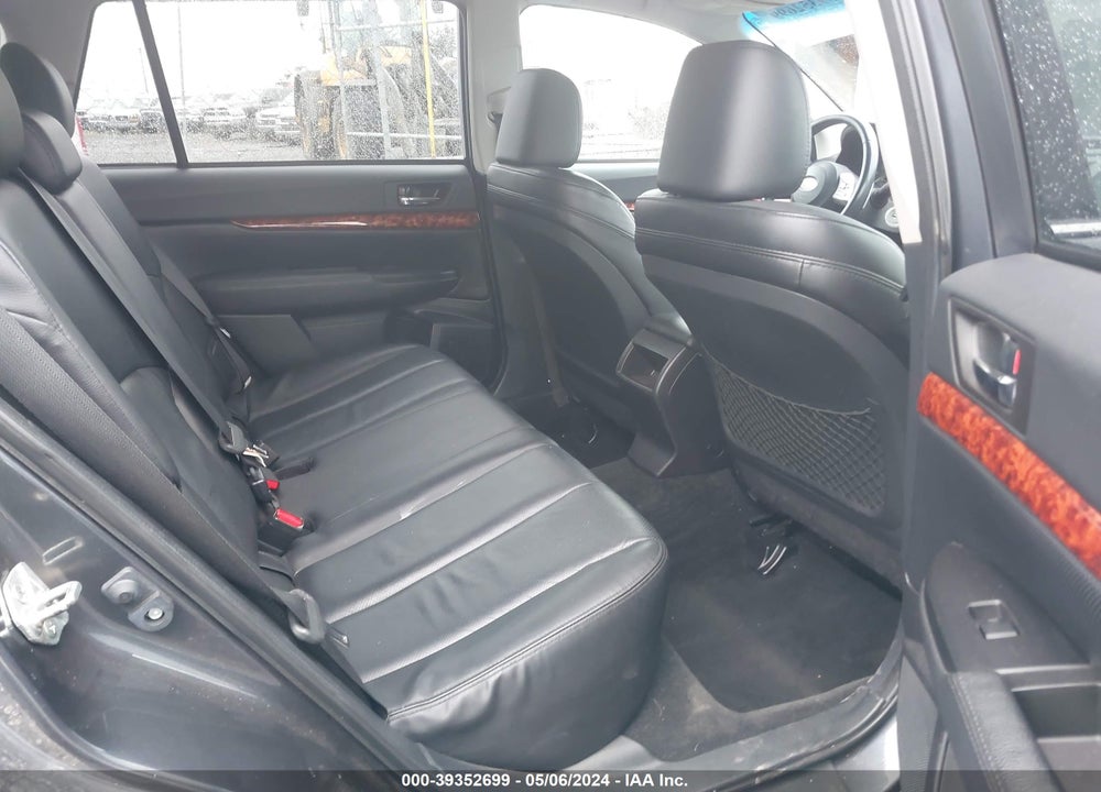 2011 SUBARU OUTBACK 3.6R LIMITED VIN: 4S4BRDLC8B2348577