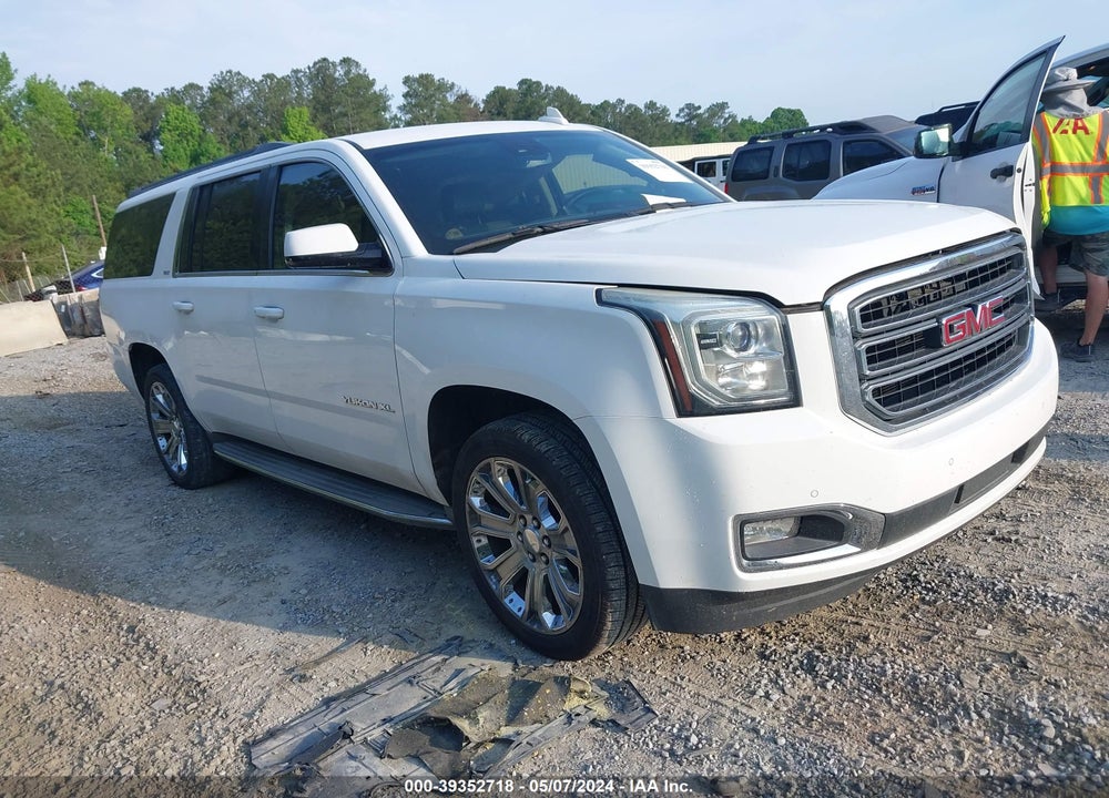 2015 GMC YUKON XL 1500 SLT VIN: 1GKS1HKC0FR612896
