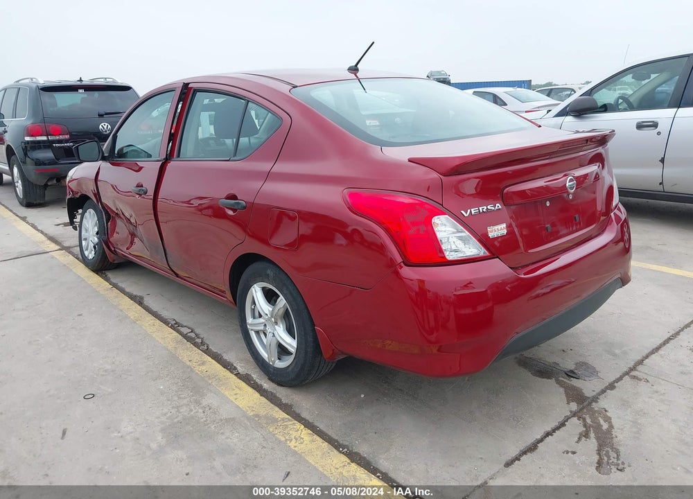 2018 NISSAN VERSA 1.6 S+ VIN: 3N1CN7AP0JL841083
