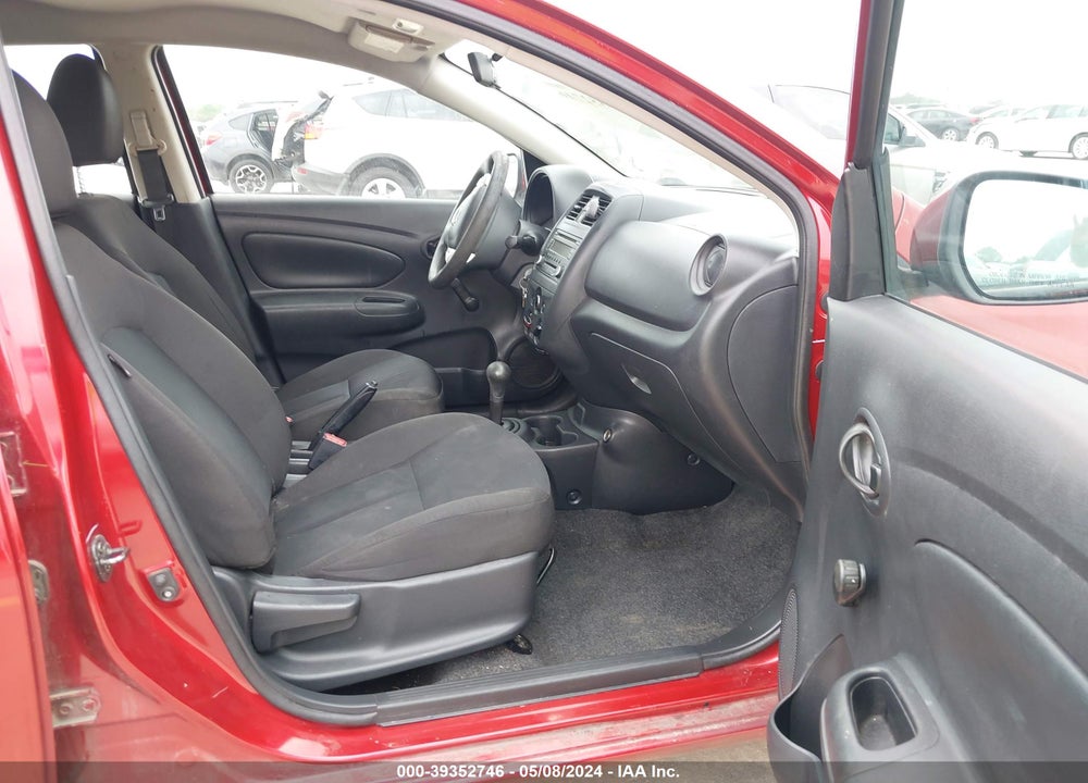 2018 NISSAN VERSA 1.6 S+ VIN: 3N1CN7AP0JL841083