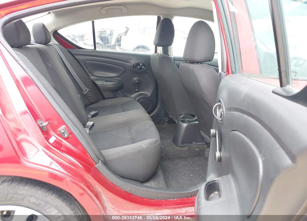 2018 NISSAN VERSA 1.6 S+ VIN: 3N1CN7AP0JL841083