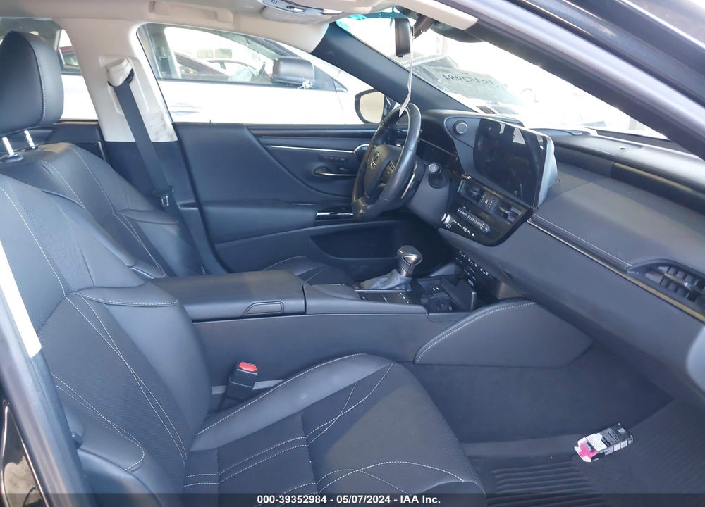 2022 LEXUS ES 350 ULTRA LUXURY VIN: 58AFZ1B18NU132472