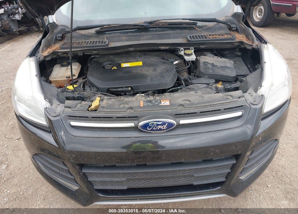 2015 FORD ESCAPE SE VIN: 1FMCU0GX2FUB59054