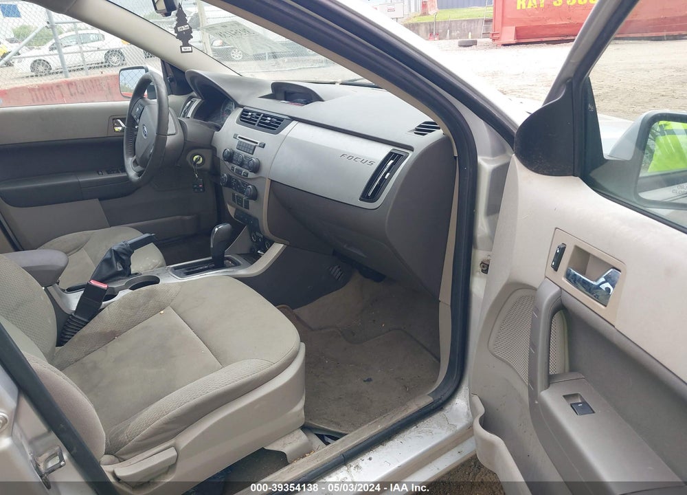 2010 FORD FOCUS SES VIN: 1FAHP3GN4AW161618