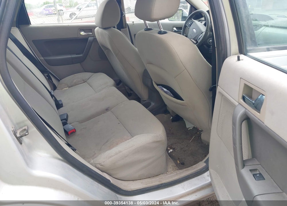 2010 FORD FOCUS SES VIN: 1FAHP3GN4AW161618