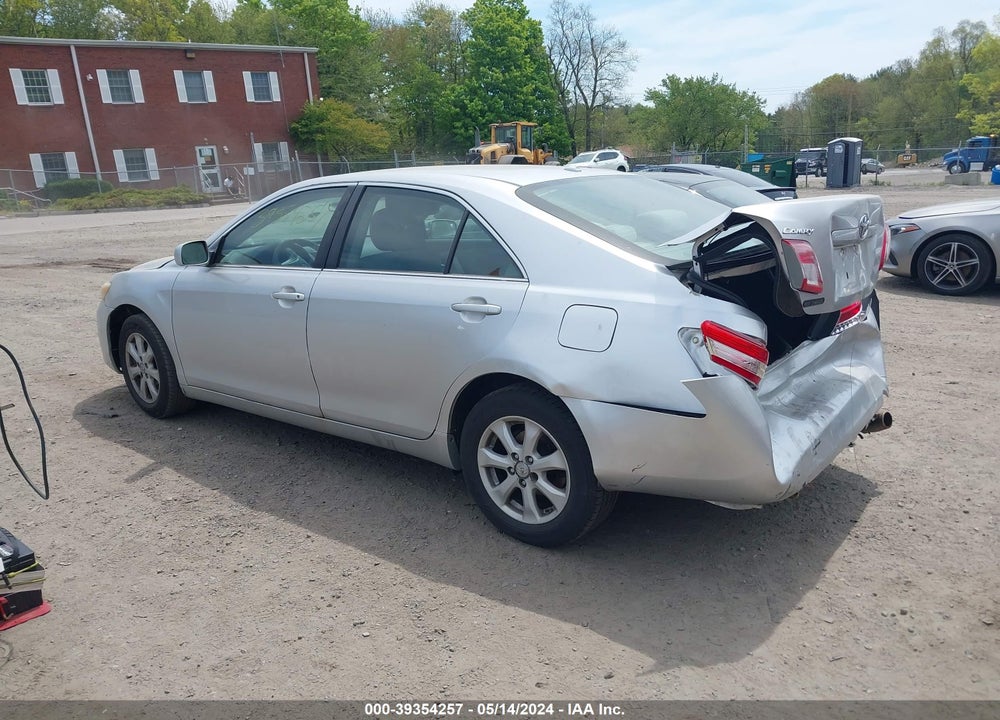 2011 TOYOTA CAMRY LE/SE/XLE VIN: 4T4BF3EK5BR138889
