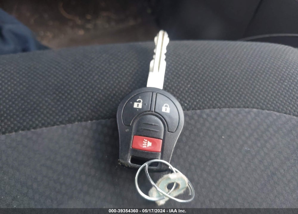 2013 NISSAN ROGUE S VIN: JN8AS5MV3DW601458