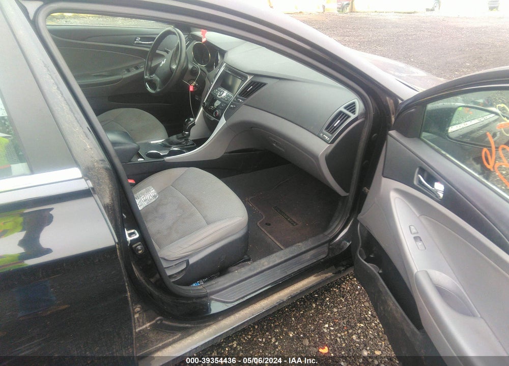 2011 HYUNDAI SONATA VIN: 5NPEB4AC4BH130966