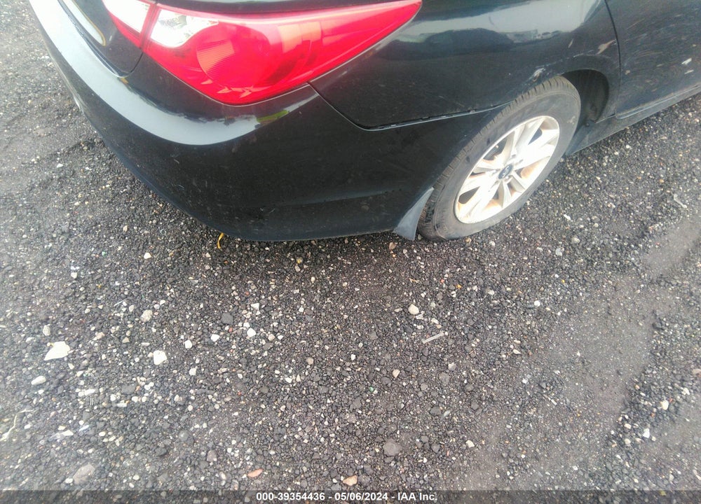 2011 HYUNDAI SONATA VIN: 5NPEB4AC4BH130966