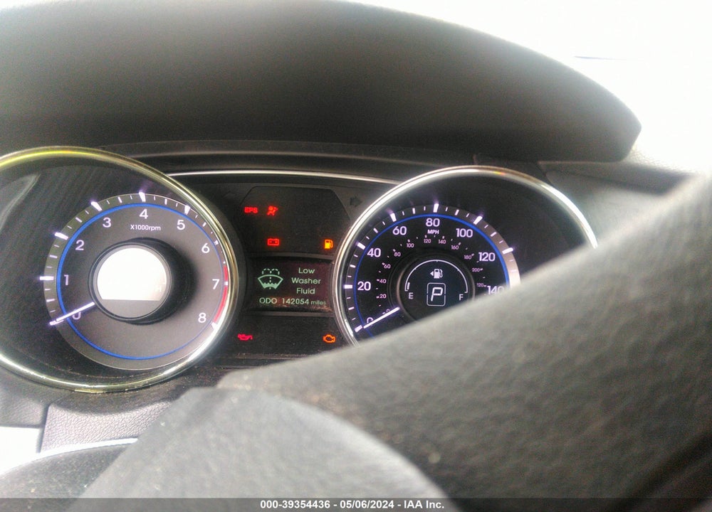 2011 HYUNDAI SONATA VIN: 5NPEB4AC4BH130966
